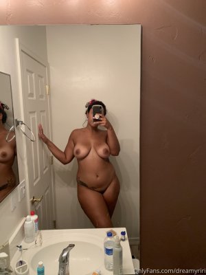 dreamyriri OnlyFans Photos #4