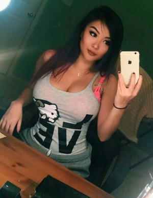 Vicki Li vickibaybeee Nude OnlyFans Photos #2