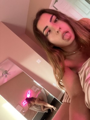 lov3ly laur3n Nude OnlyFans Photos #9