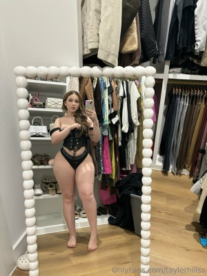 Tayler Hills Nude Leaks OnlyFans Photos #60