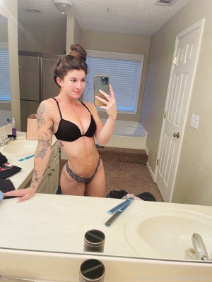 baddiebbri Nude Leaks OnlyFans Photos #10