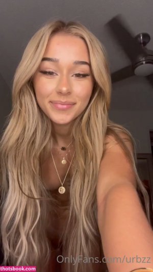 Isabella Urbzz OnlyFans Video #9