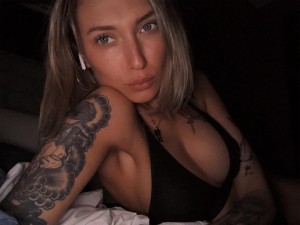 itvrkerp Nude OnlyFans Photos #1