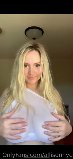 Allisonnyc Nude OnlyFans Photos #10