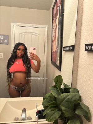 realhoneysimone honey simone Nude Leaks OnlyFans Photos #1