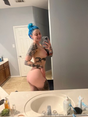 hazelives Whitley Queen Nude Leaks OnlyFans Photos #2