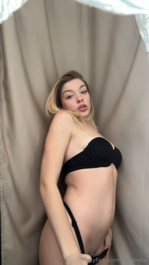 Evaarose Nude Leaks OnlyFans Video #4