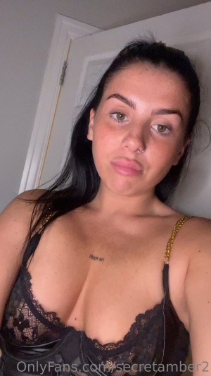 Naomir0se Aimeeodell aimeevodell Rosenaomix Nude Leaks OnlyFans Video #1