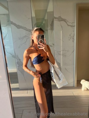 Alexandra Abbate Nude Leaks OnlyFans Photos #2