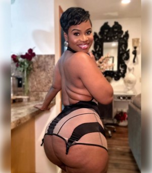 Gigi Empress Nude Leaks OnlyFans Photos #2