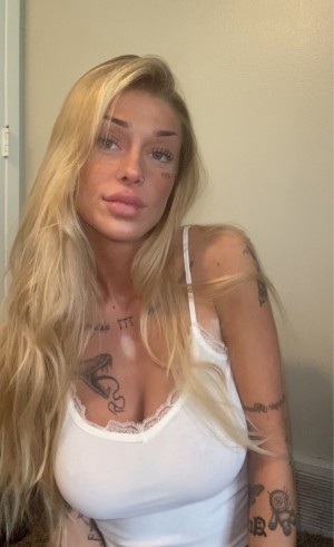 Rylee Pattersun Nude OnlyFans Photos #1