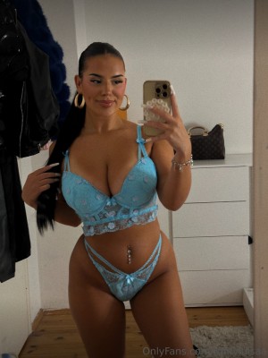 romyluisaa romysbasics Nude Leaks OnlyFans Photos #7