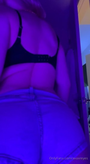 Avaxreyes Ava Reyes Nude OnlyFans Video #15