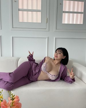 Baesylvie  Sylvia Choi OnlyFans Photos #9