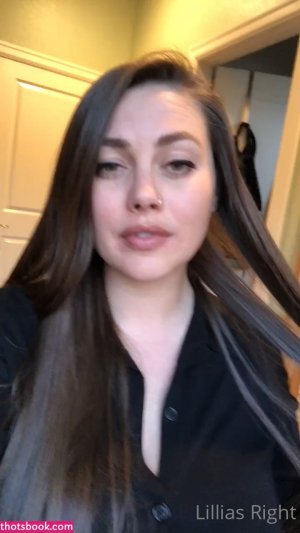 Lillias Right OnlyFans Video #15