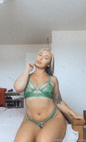 hotchickmeg Nude OnlyFans Photos #12