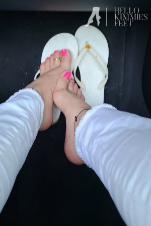 Kimmies Feet hellokimmiesfeet Nude Leaks OnlyFans Photos #4