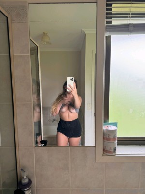 mybabyvee veenudes Vanessa Nude OnlyFans Photos #2