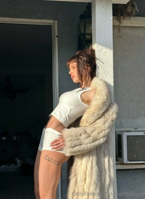 Lana Rhoades Nude OnlyFans Photos #10