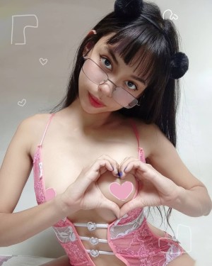 Megane Yuri  Meganedevil  Cherrydoll2001 Nude OnlyFans Photos #4