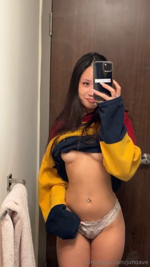 Junoave Nude OnlyFans Photos #9